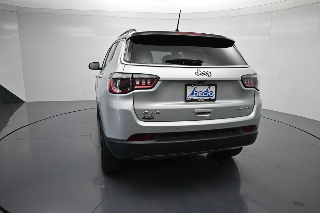 Used 2024 Jeep Compass Limited AWD/4WD image 23