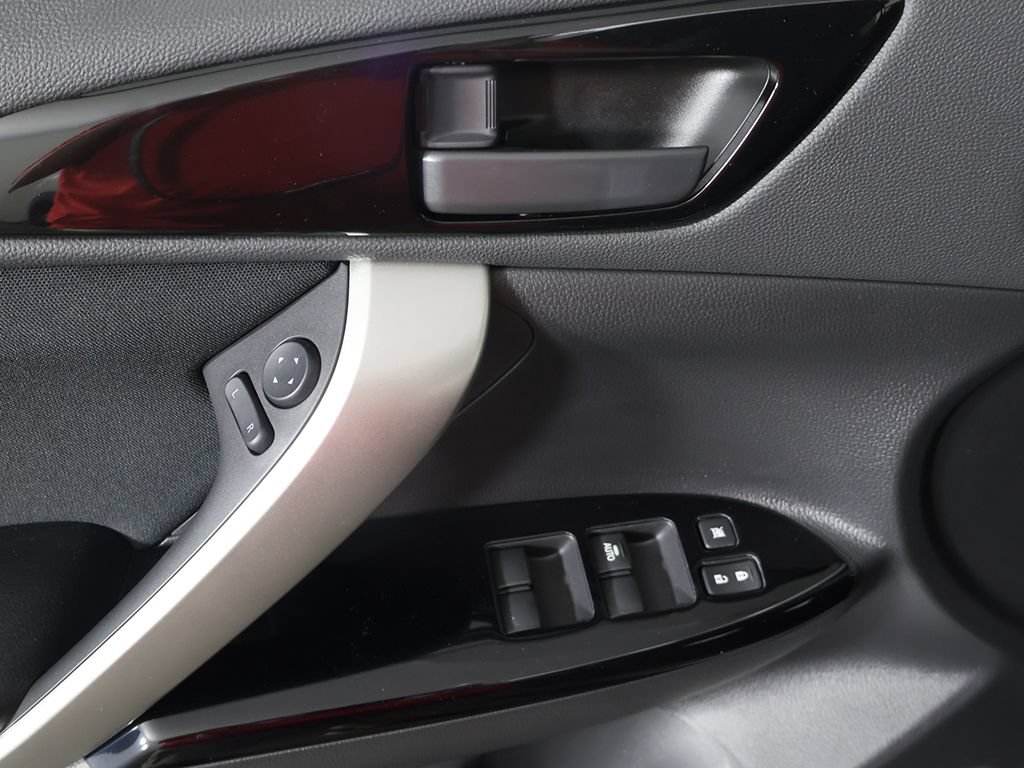 New 2026 Mitsubishi Eclipse Cross LE AWD/4WD image 30