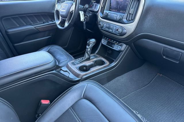 Used 2022 GMC Canyon Denali image 15