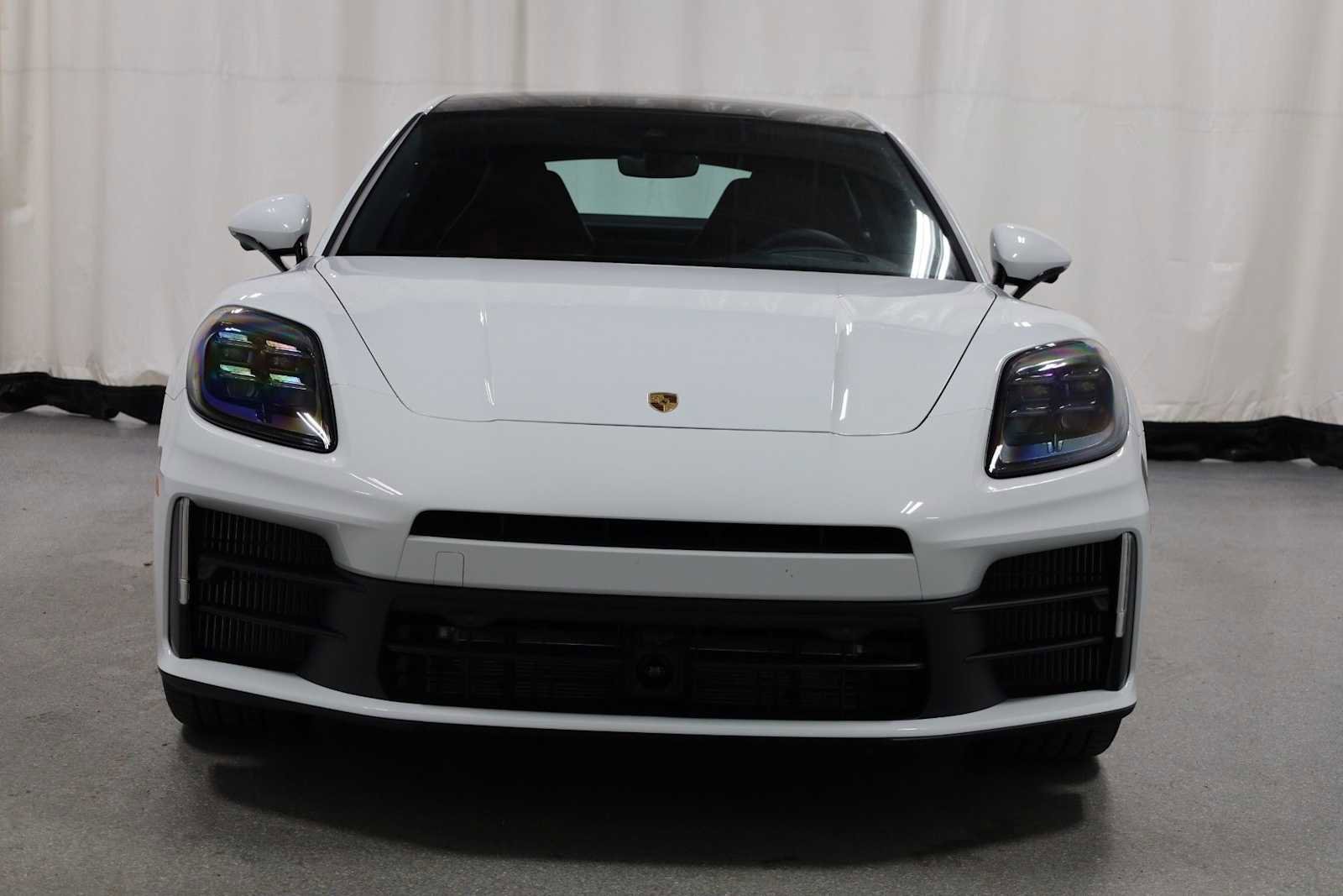 New 2026 Porsche Panamera 4 image 14