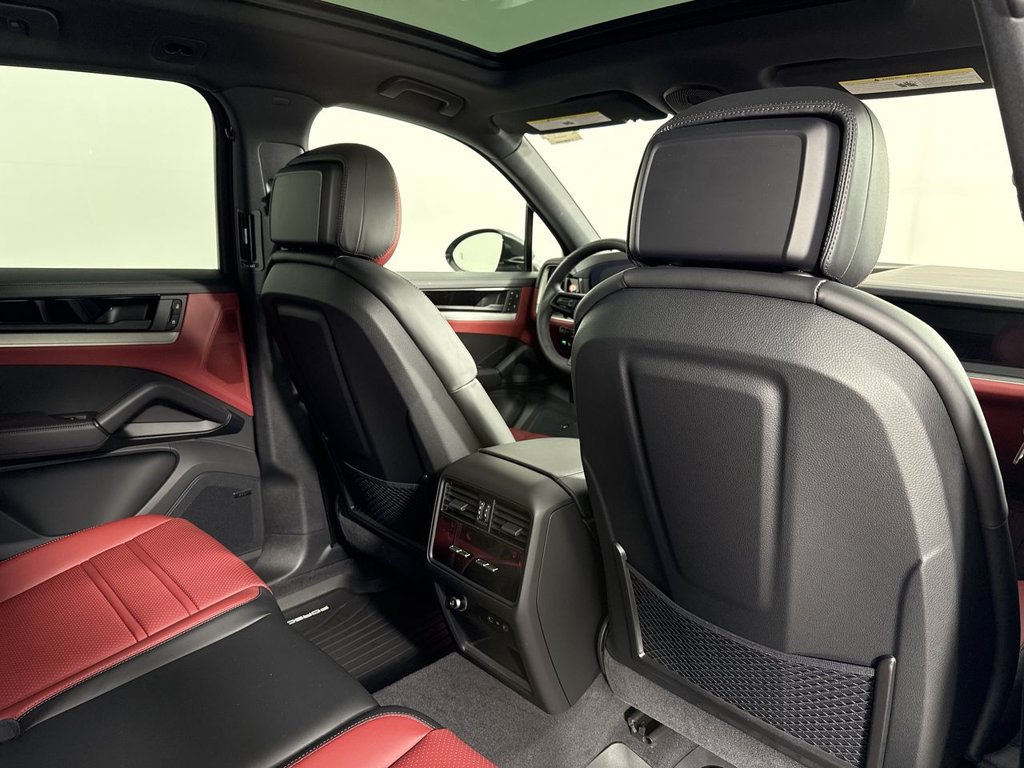 New 2026 Porsche Cayenne AWD/4WD image 24