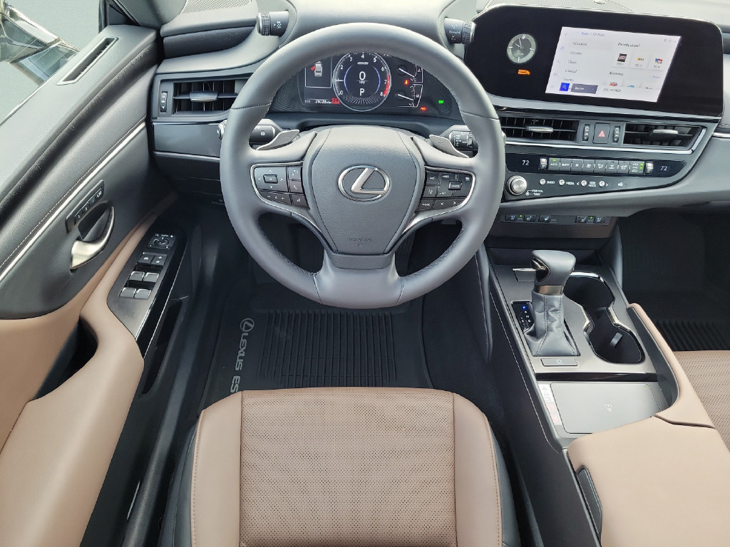Used 2024 Lexus ES 350 w/ Premium Package FWD image 12