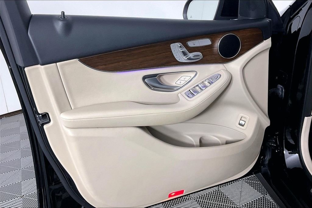 Certified 2022 Mercedes-Benz GLC 300 4MATIC image 15