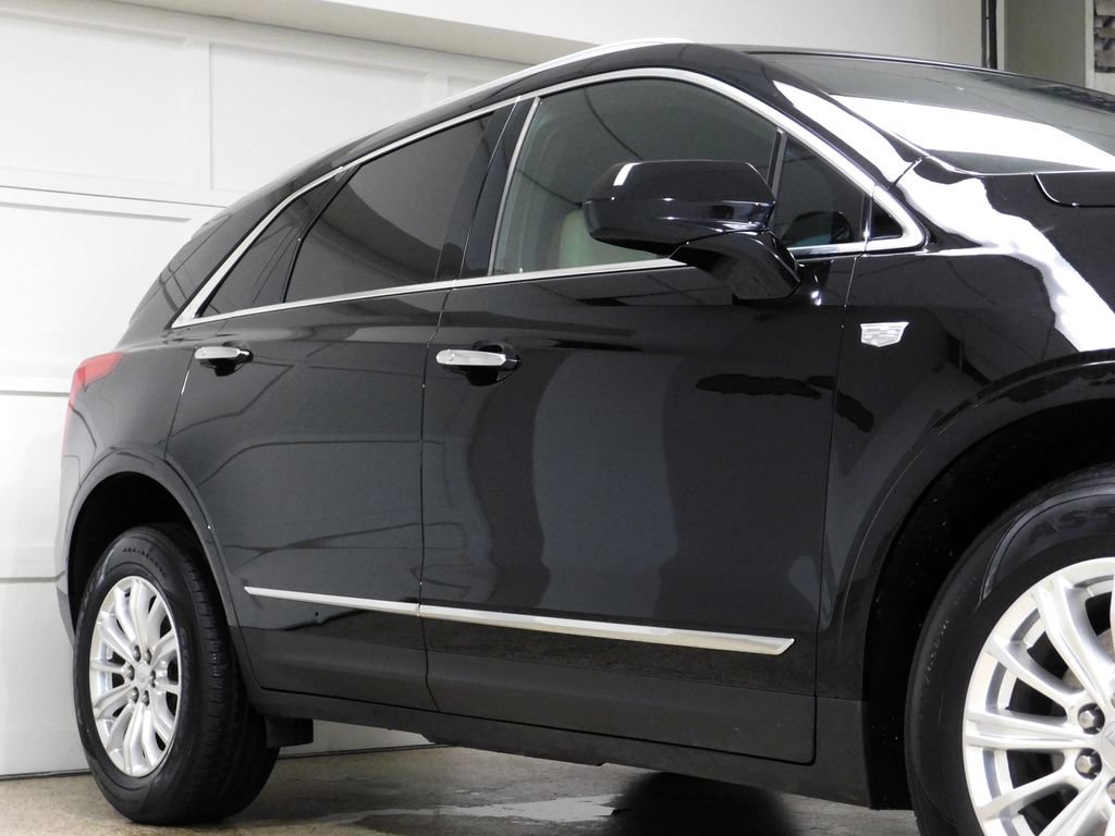 Used 2017 Cadillac XT5 FWD image 7