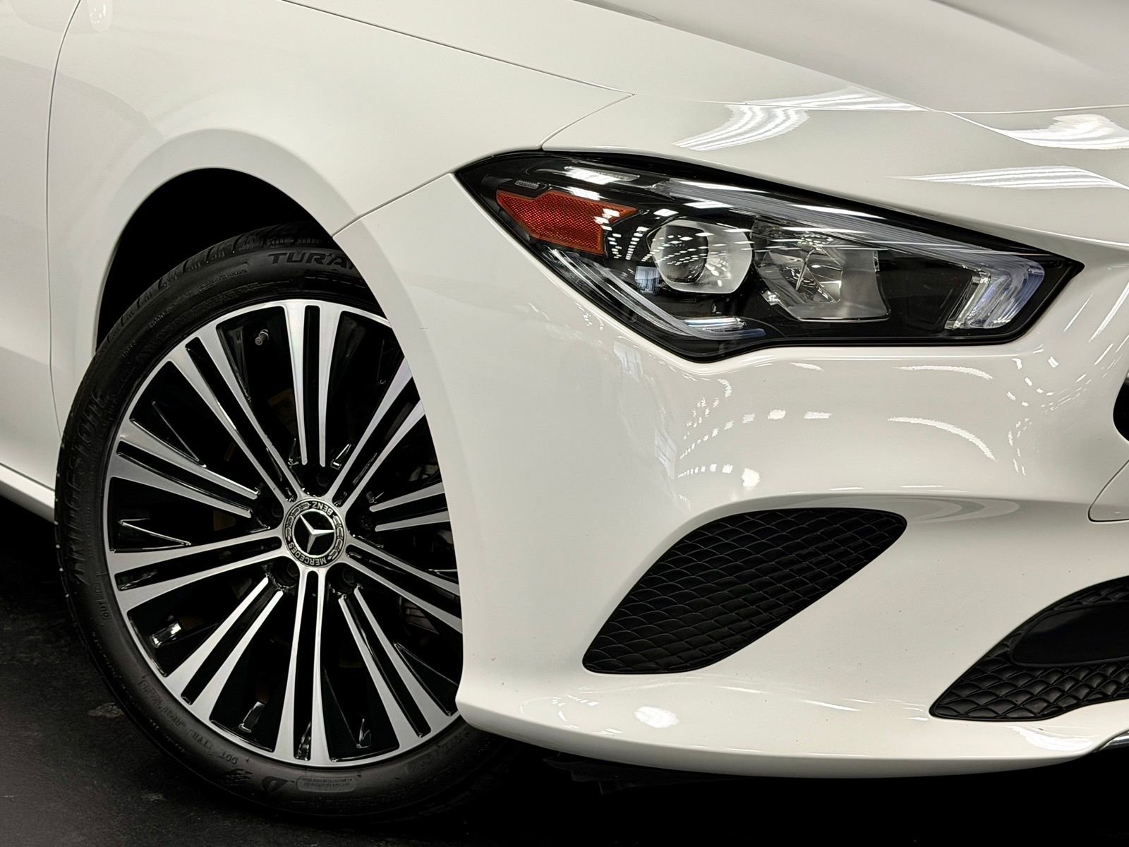 Used 2023 Mercedes-Benz CLA 250 image 4