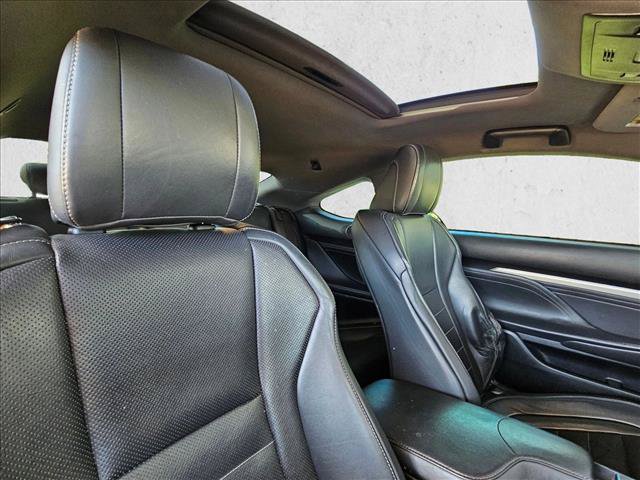 Used 2015 Lexus RC 350 w/ Luxury Package RWD image 18
