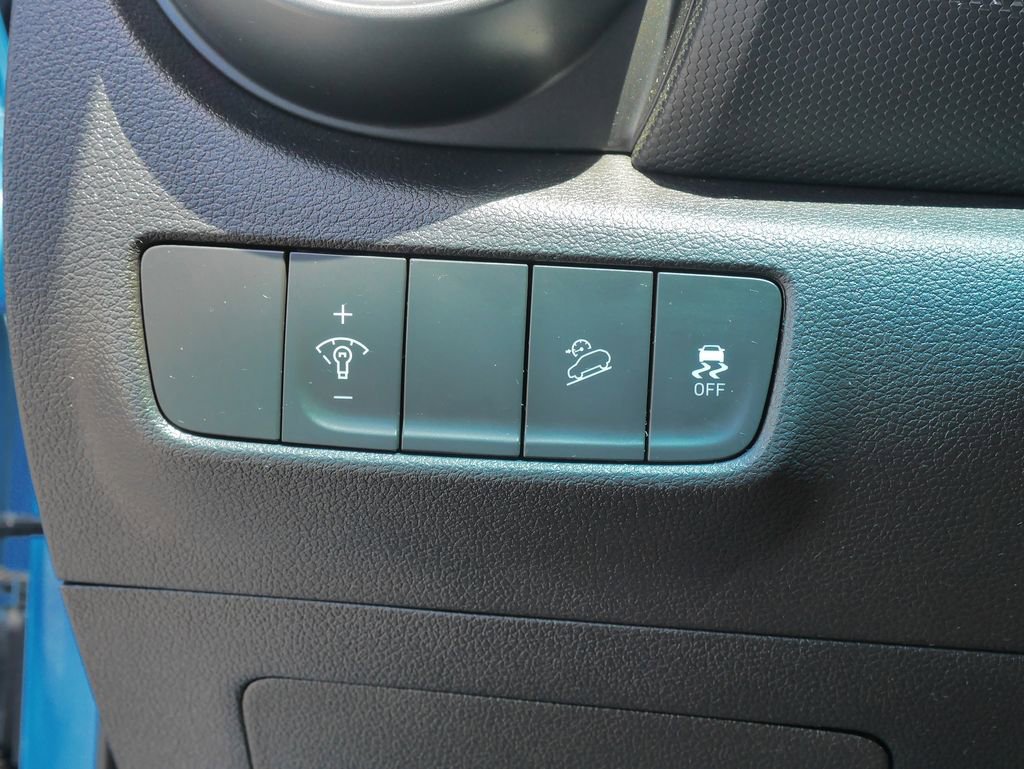 Used 2022 Hyundai Kona SEL w/ Convenience Package FWD image 23