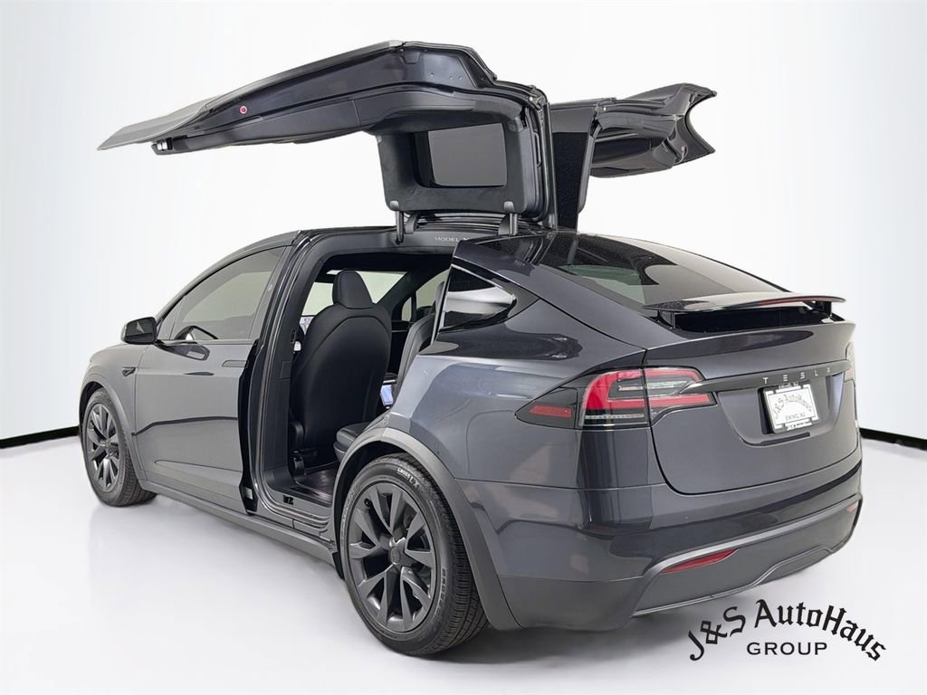 Used 2024 Tesla Model X AWD/4WD image 5