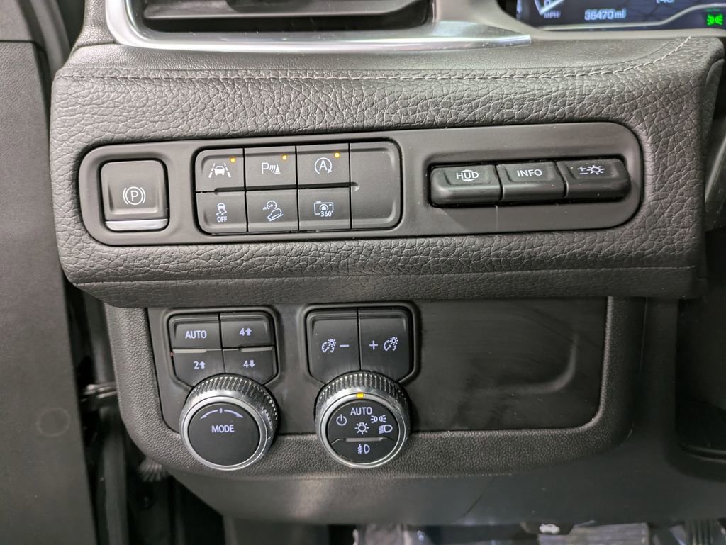 Used 2023 GMC Yukon Denali w/ LPO, Floor Liner Package image 19