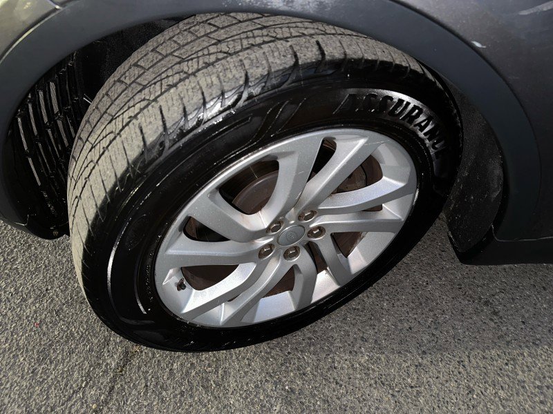 Used 2017 Land Rover Discovery HSE image 88