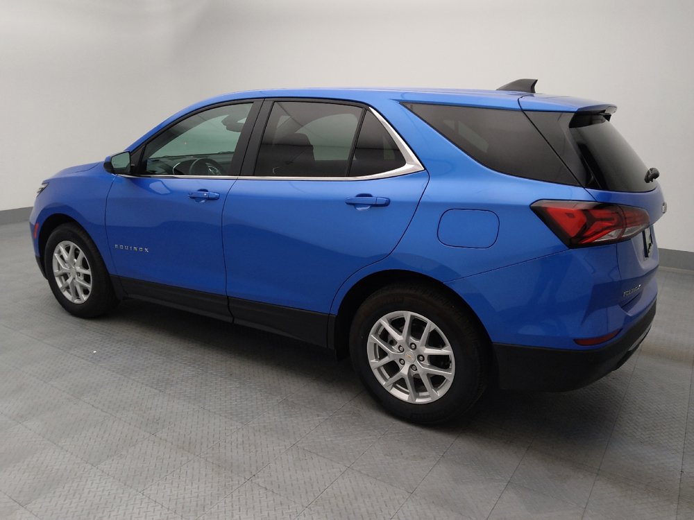 Used 2024 Chevrolet Equinox LT FWD image 3
