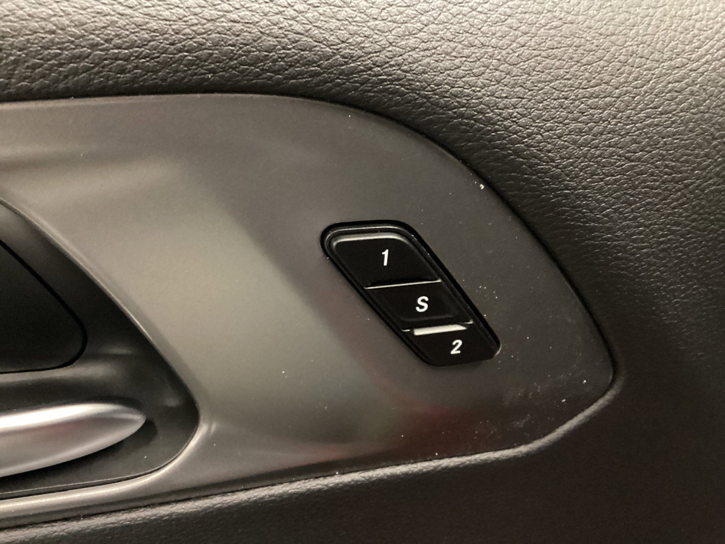 New 2026 Chrysler Pacifica Select FWD image 14