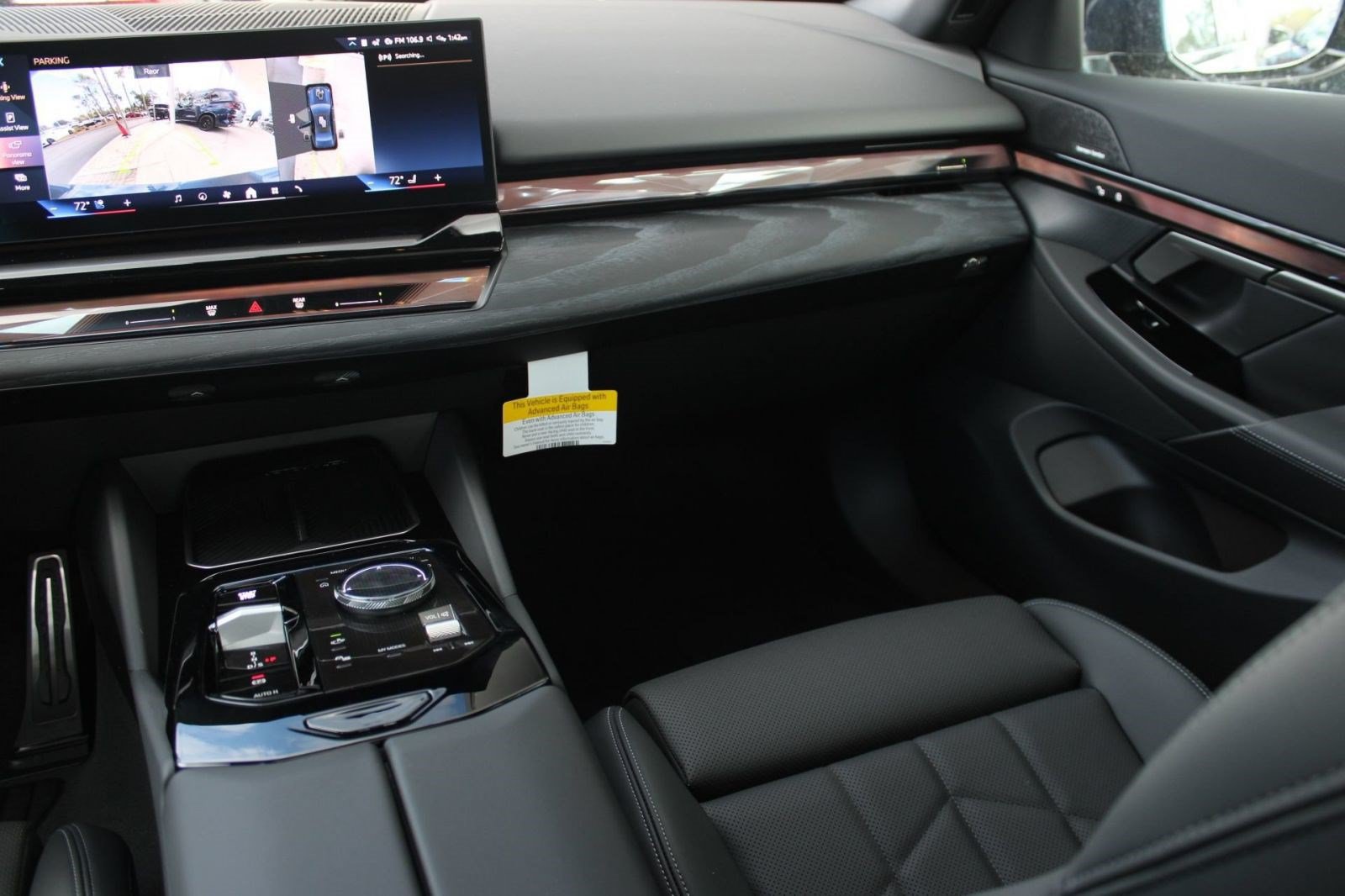 Used 2026 BMW 530i w/ M Sport Package RWD image 18