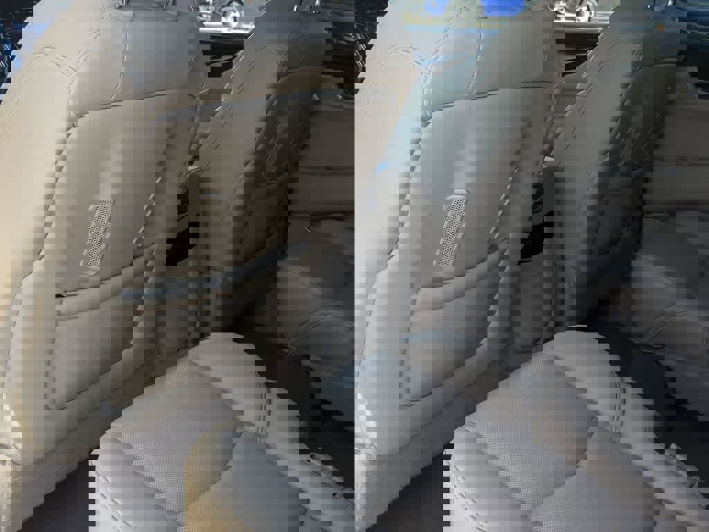 Used 2018 Cadillac Escalade Luxury image 17