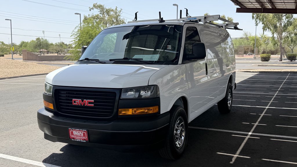 Used 2023 GMC Savana 2500 w/ Driver Convenience Package RWD image 2
