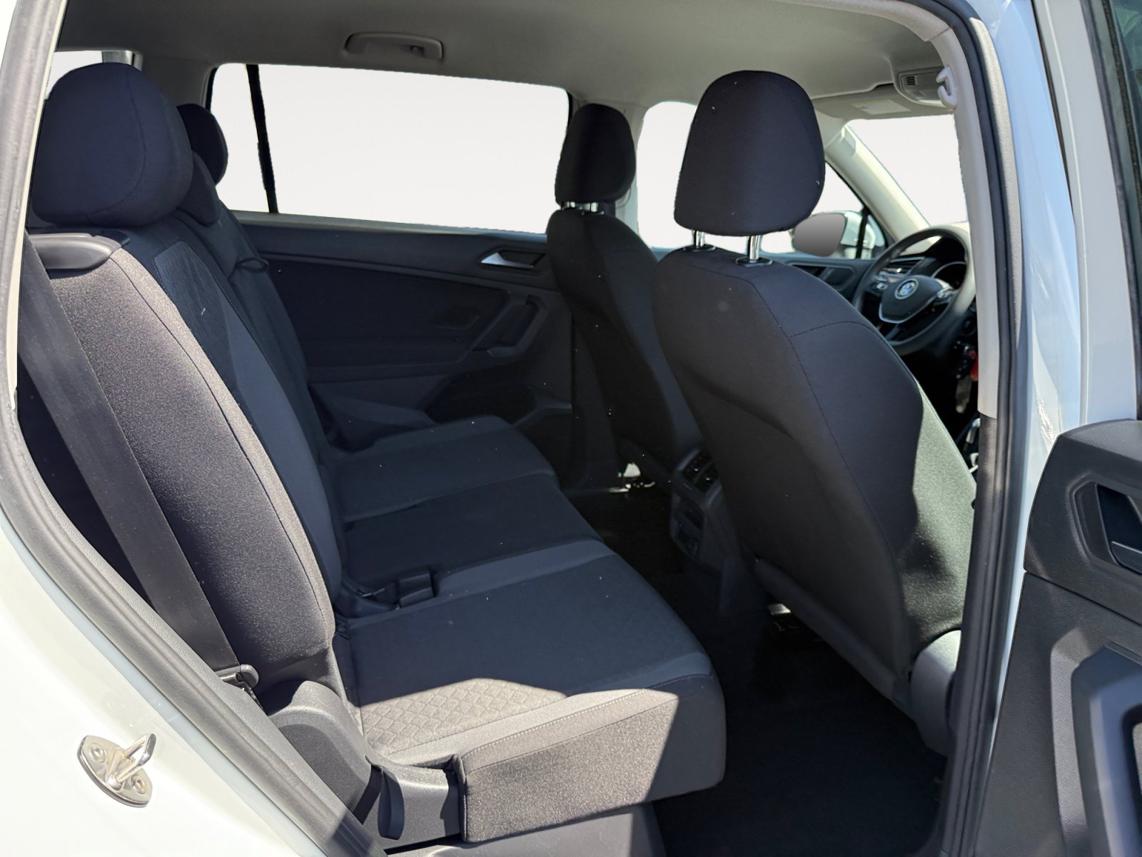 Used 2019 Volkswagen Tiguan S FWD image 18