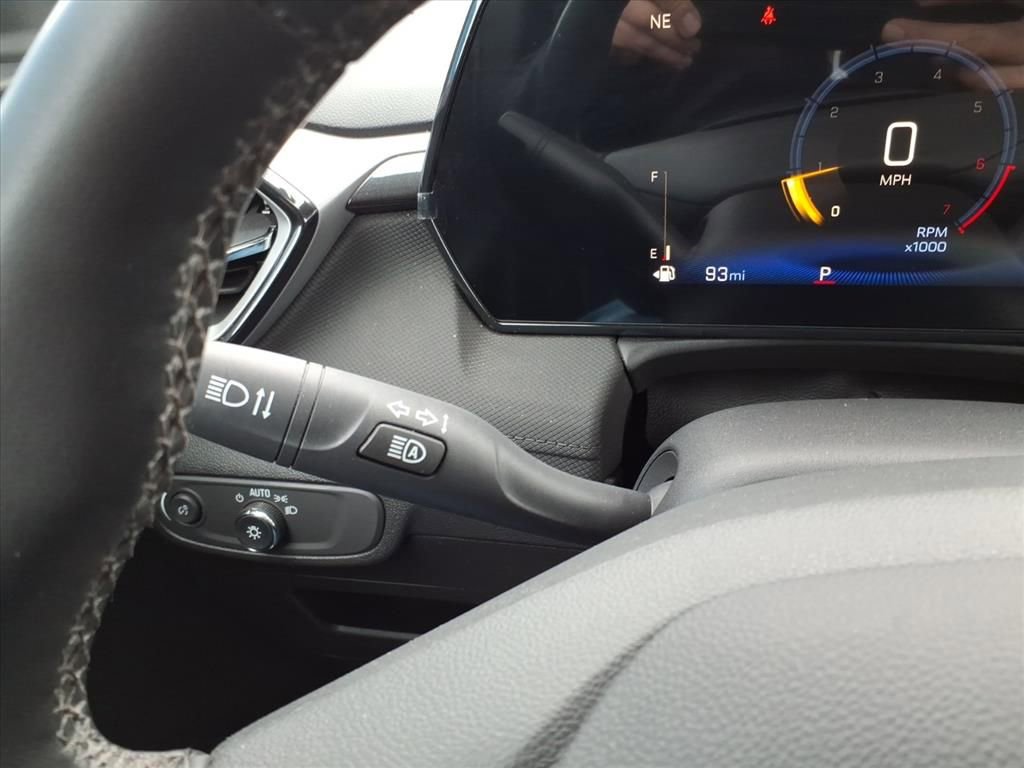 Used 2024 Chevrolet TrailBlazer LT w/ LT Cold Weather Package image 35