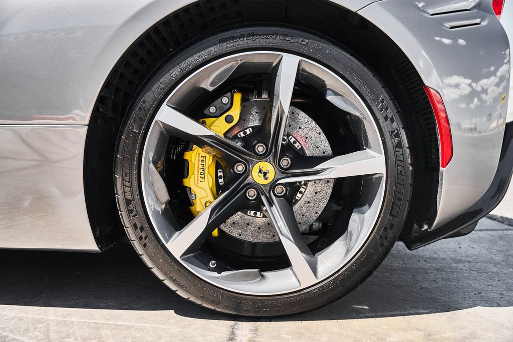 Used 2021 Ferrari SF90 Stradale AWD/4WD image 27