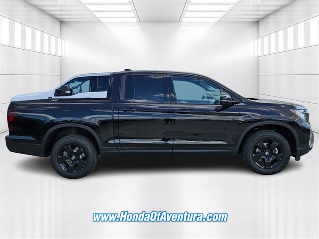 New 2025 Honda Ridgeline Black Edition image 2