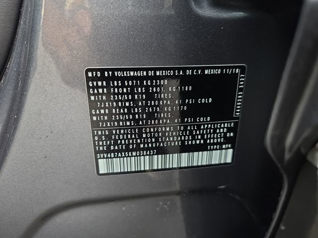 Used 2019 Volkswagen Tiguan SEL Premium image 18