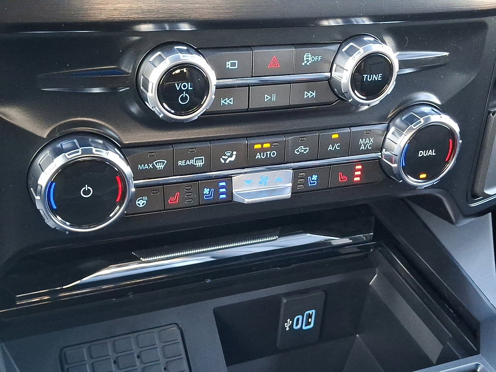 New 2026 Ford F250 Lariat image 11