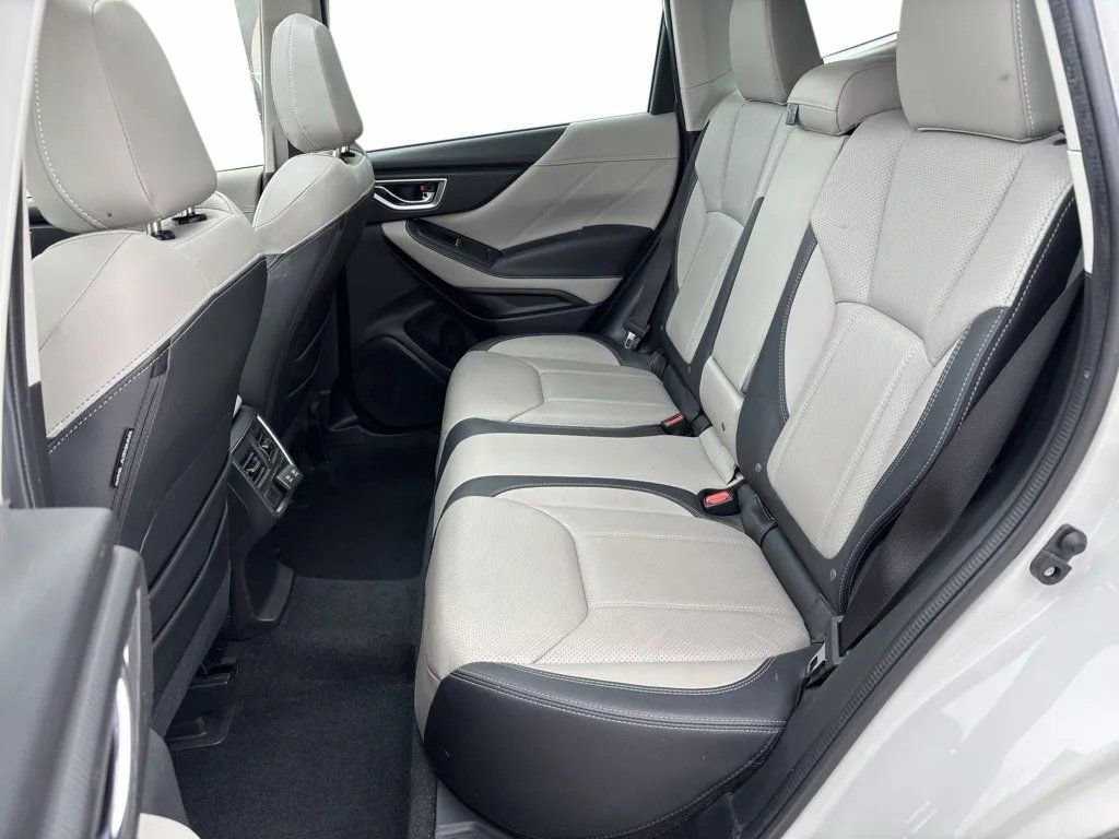 Used 2023 Subaru Forester Limited image 25