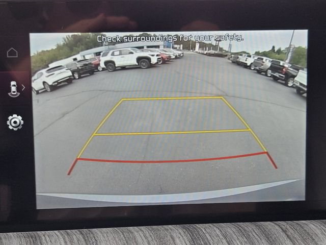 Used 2025 Kia Telluride EX w/ EX Captain's Chair Package FWD image 32