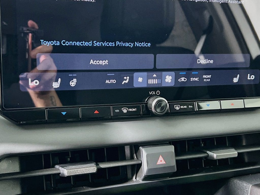 New 2026 Toyota RAV4 Limited AWD/4WD image 25
