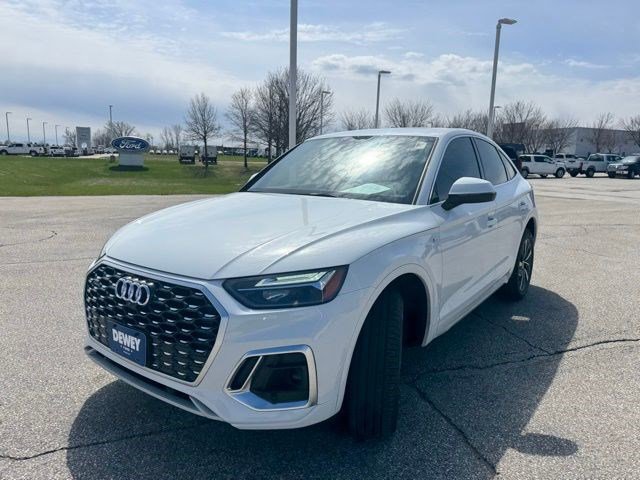 Used 2024 Audi Q5 2.0T Premium Plus image 3