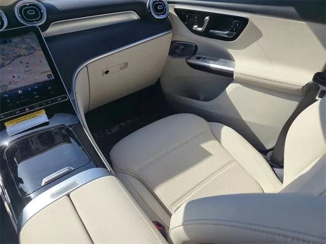 New 2025 Mercedes-Benz GLC 300 4MATIC image 13