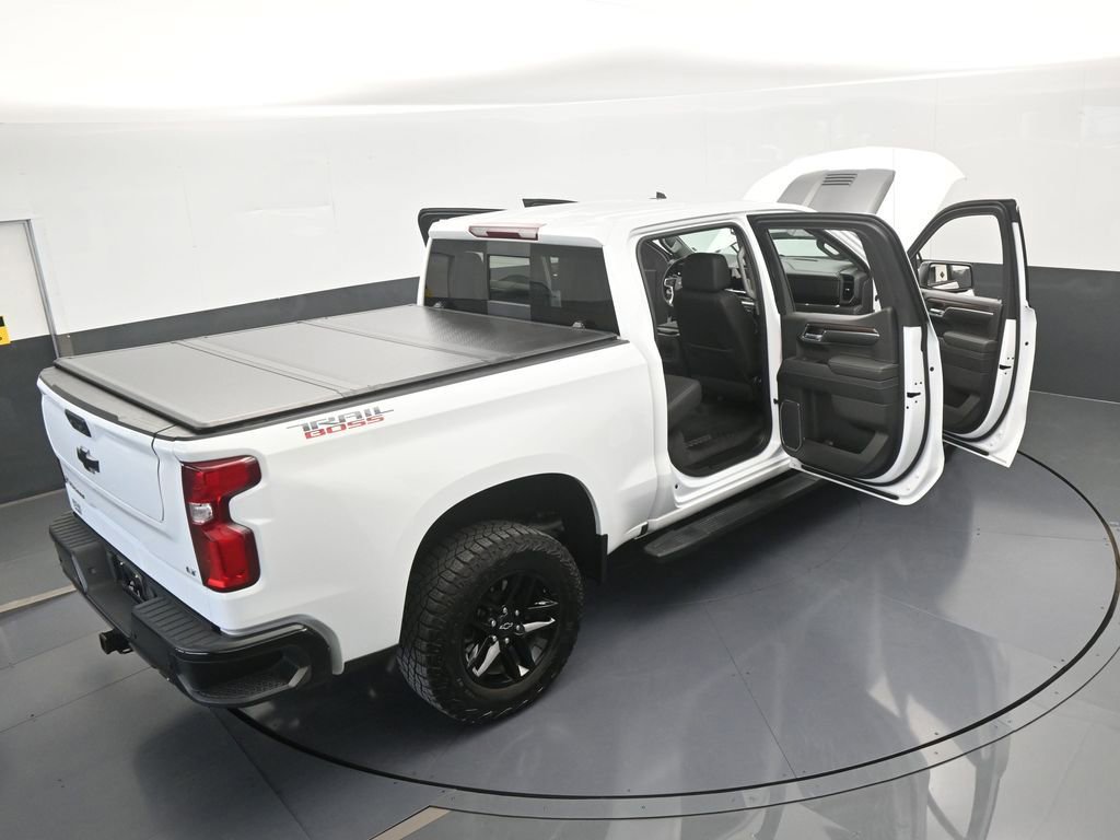 Used 2024 Chevrolet Silverado 1500 LT Trail Boss w/ LT Trail Boss Premium Package image 79