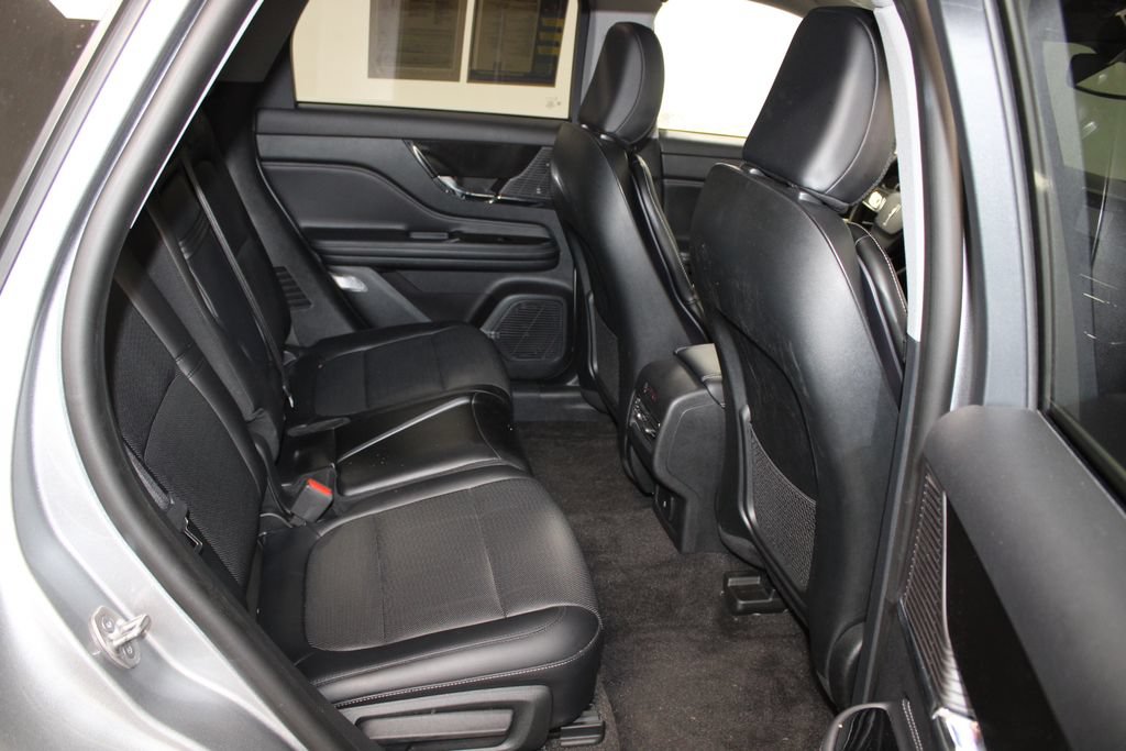 Used 2022 Lincoln Corsair AWD w/ Equipment Group 101A image 33