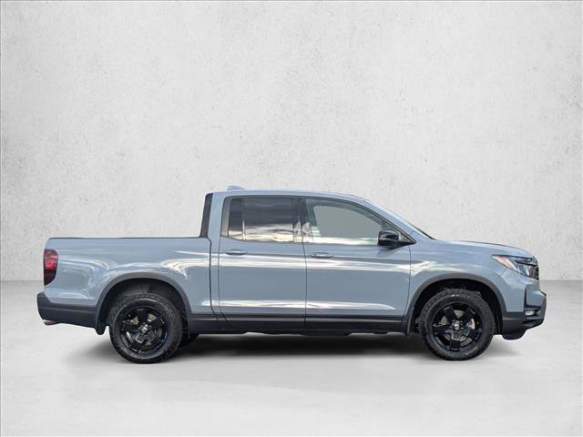 Certified 2025 Honda Ridgeline Black Edition image 4