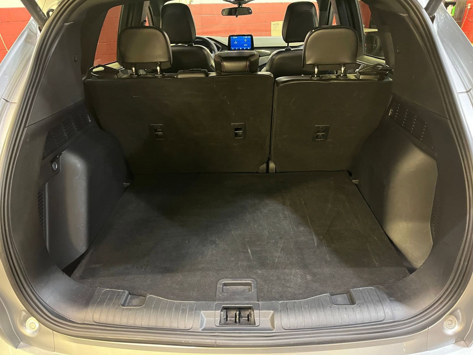 Used 2024 Ford Escape ST-Line image 31