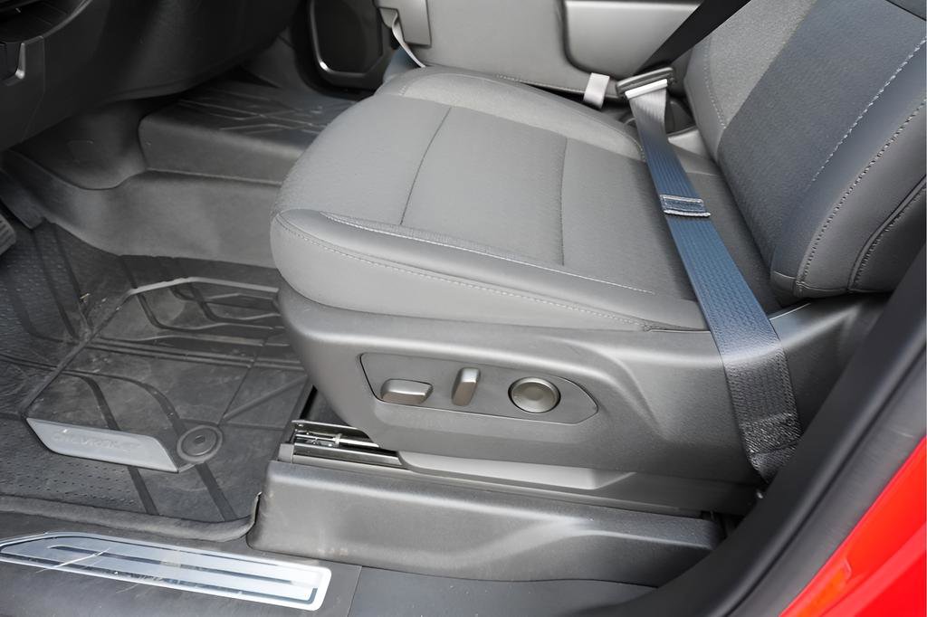 New 2026 Chevrolet Silverado 1500 LT w/ Safety Package image 15