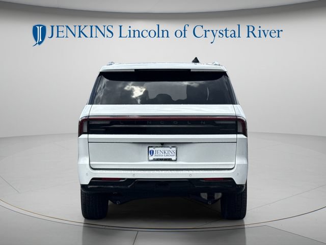 New 2027 Lincoln Navigator Reserve AWD/4WD image 5
