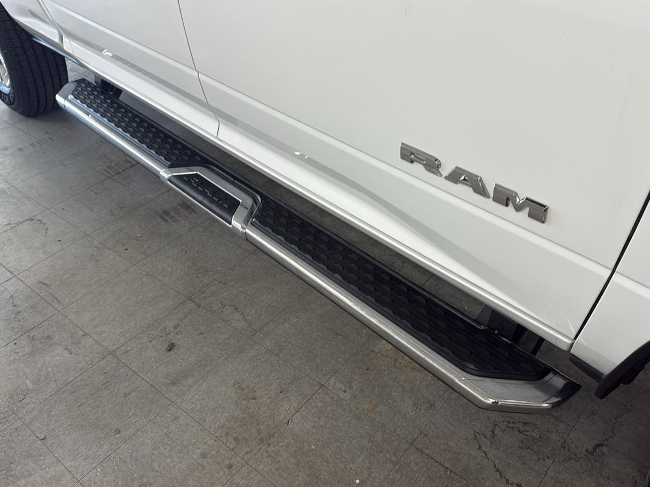 Used 2024 RAM 2500 Big Horn w/ Off Road Package AWD/4WD image 80