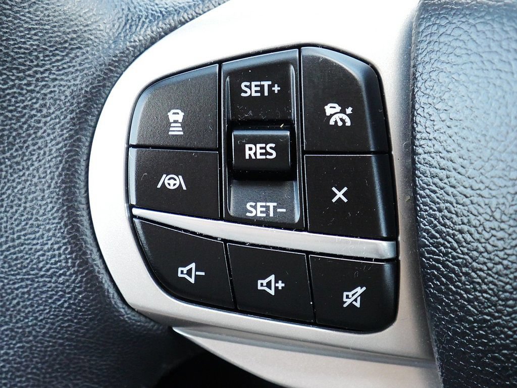 Used 2023 Ford Explorer Limited w/ Limited Technology Package AWD/4WD image 33