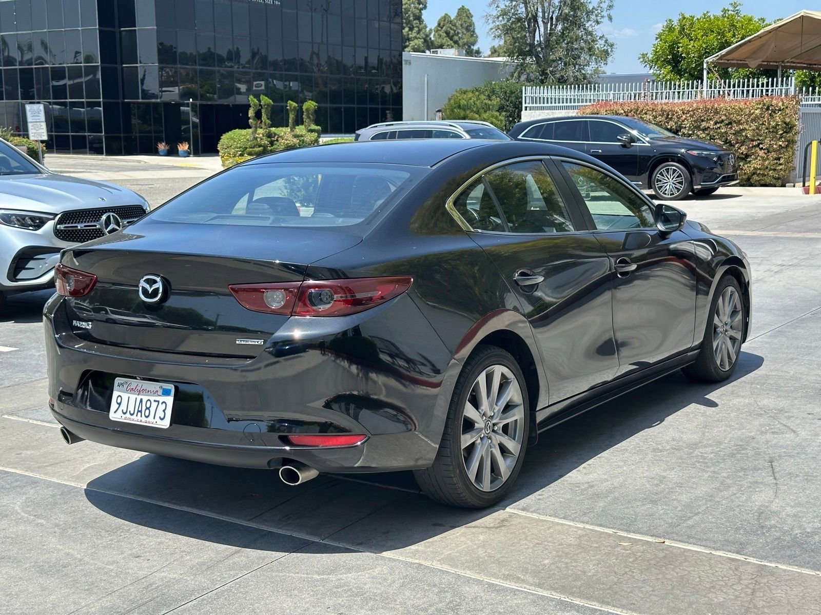 Used 2019 MAZDA MAZDA3 Sedan FWD image 8