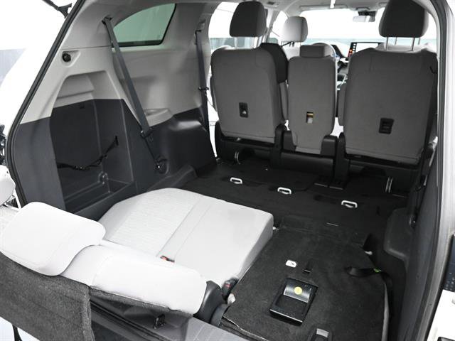 Certified 2022 Toyota Sienna LE FWD image 19