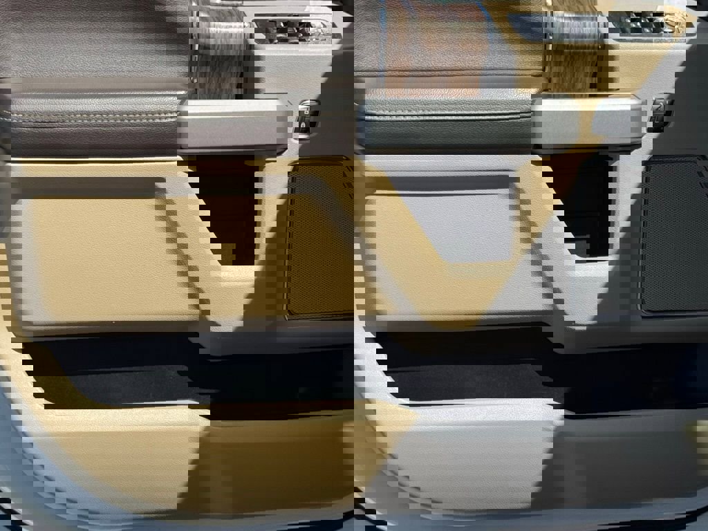 Used 2020 Ford F150 Lariat w/ Equipment Group 502A Luxury image 19