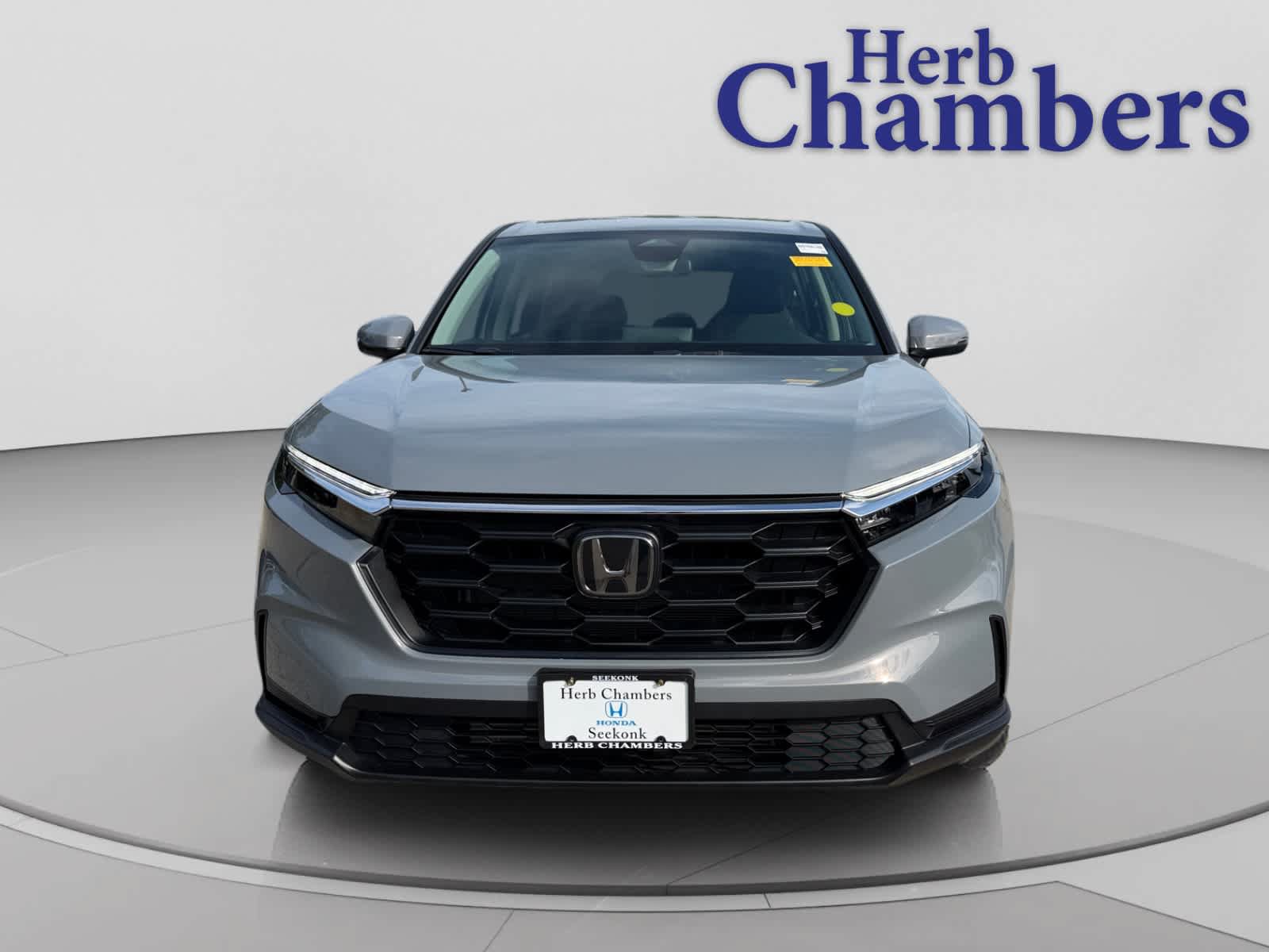 Used 2023 Honda CR-V LX image 2