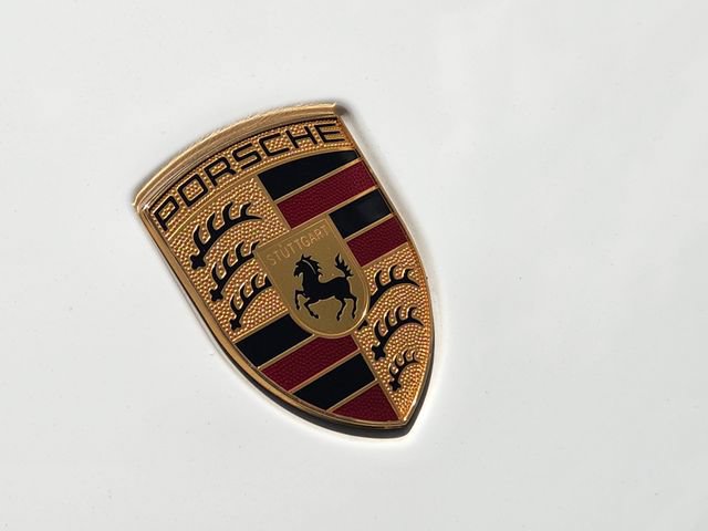 Used 2020 Porsche Macan AWD/4WD image 11