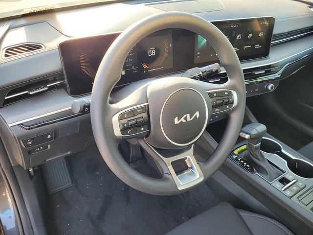 Used 2026 Kia K5 LXS FWD image 23