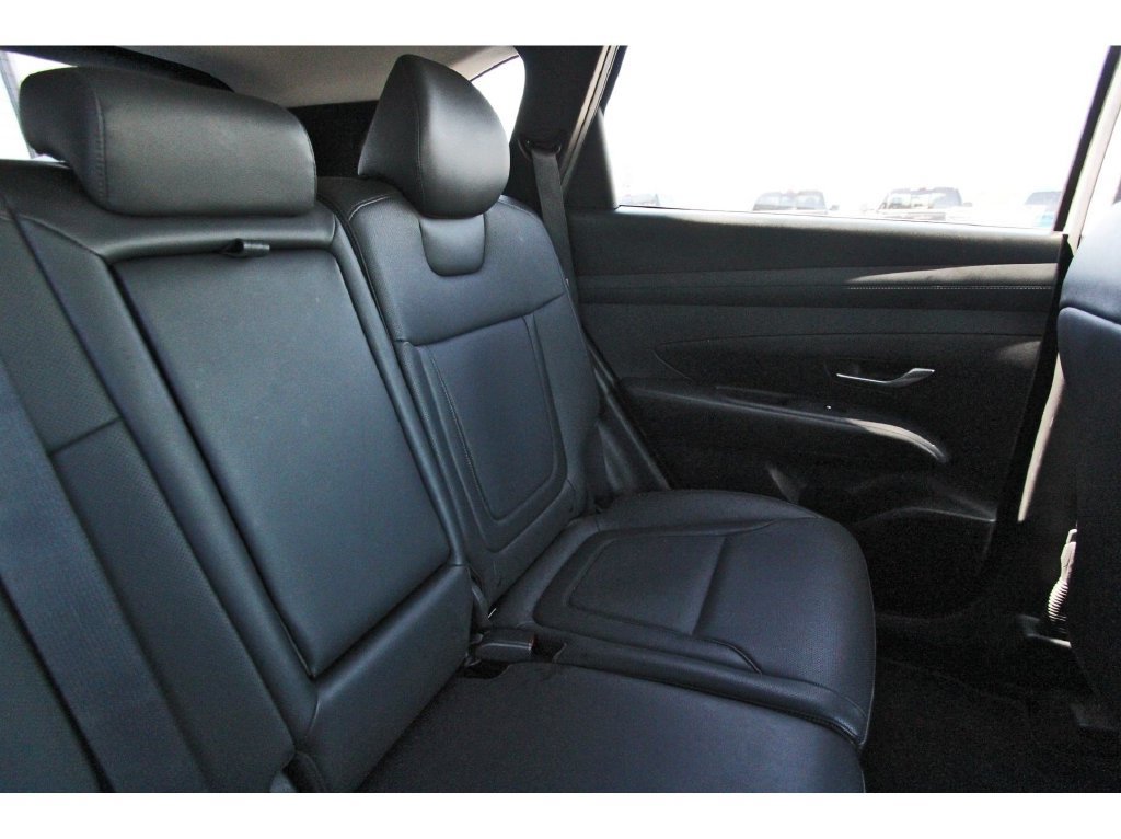 Used 2025 Hyundai Tucson SEL FWD image 13