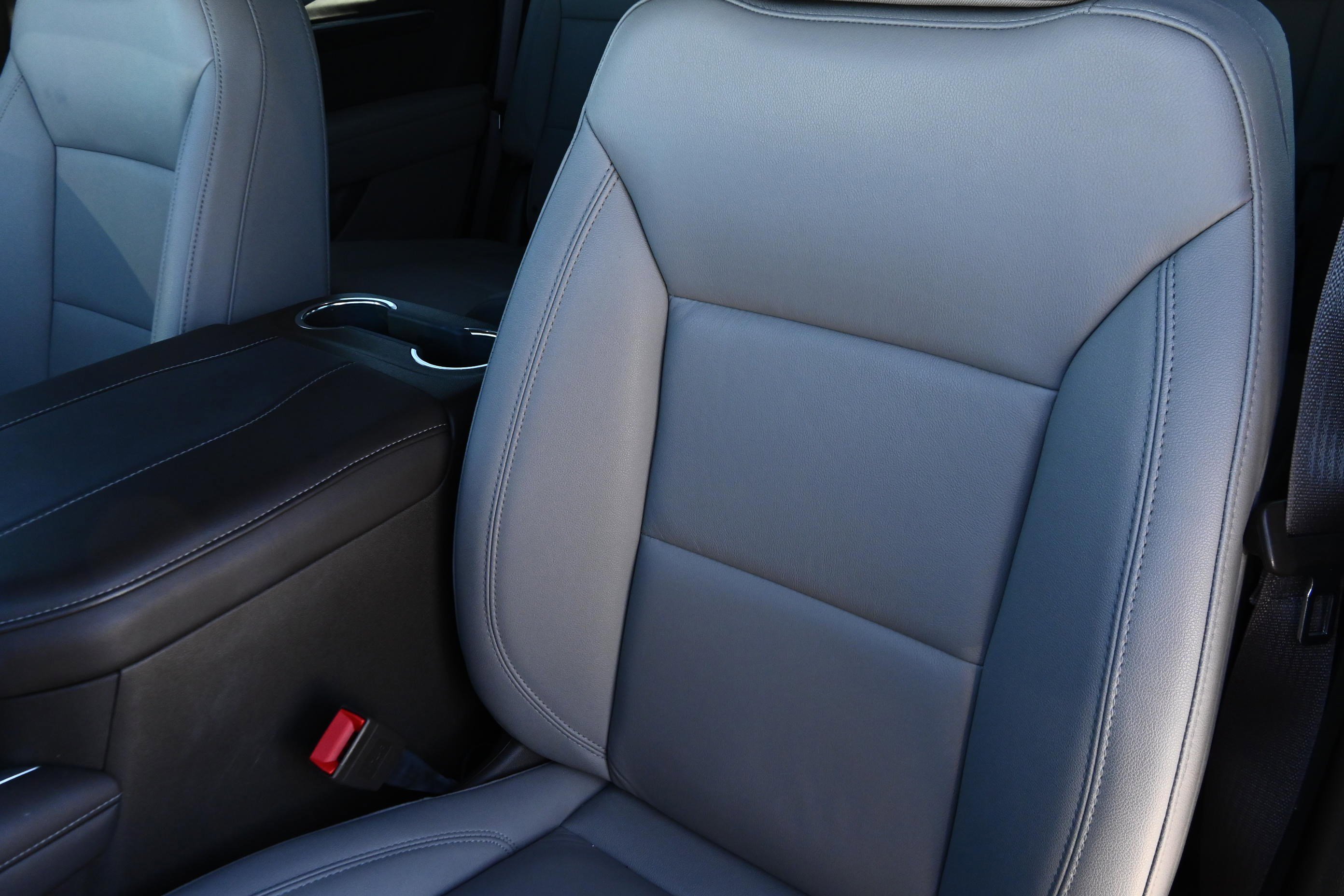 Used 2025 Chevrolet Tahoe LT w/ Comfort Package image 8