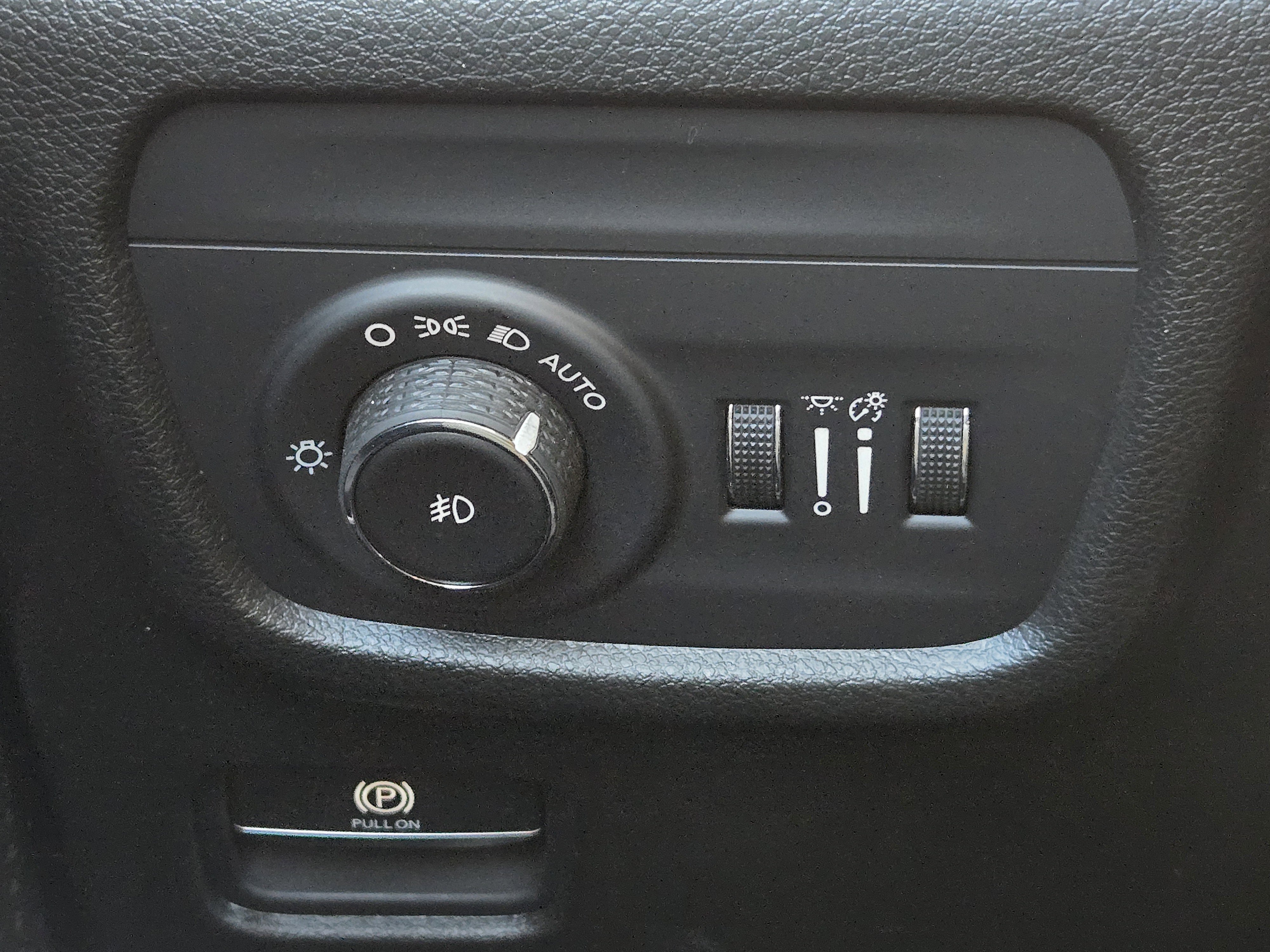 Used 2021 Jeep Grand Cherokee L Limited image 25