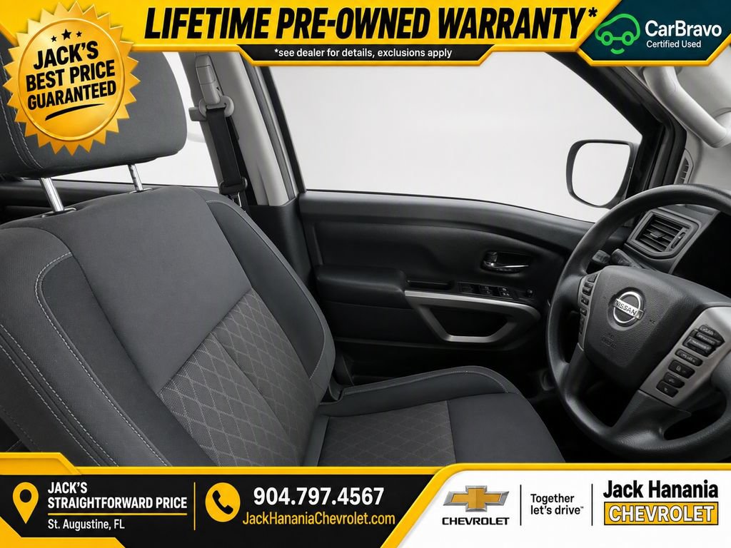 Used 2022 Nissan Titan SV RWD image 13