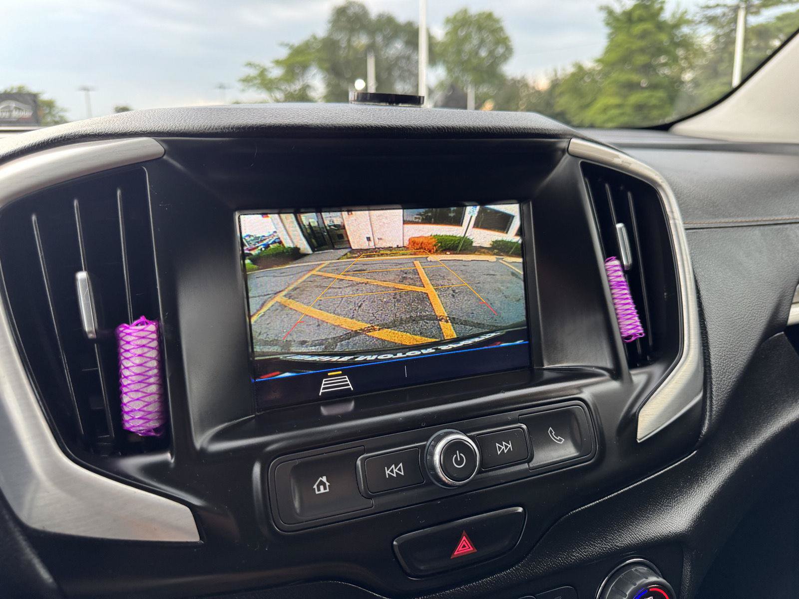Used 2019 GMC Terrain SLE w/ Driver Convenience Package FWD image 30