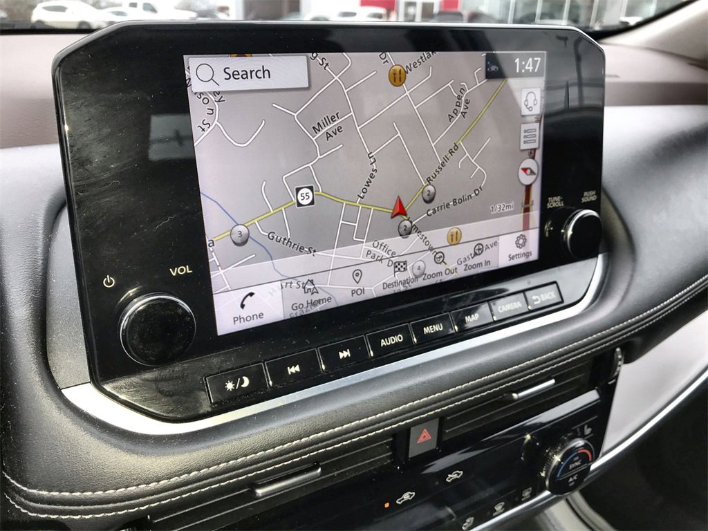 Used 2023 Nissan Rogue SL w/ SL Premium Package image 16